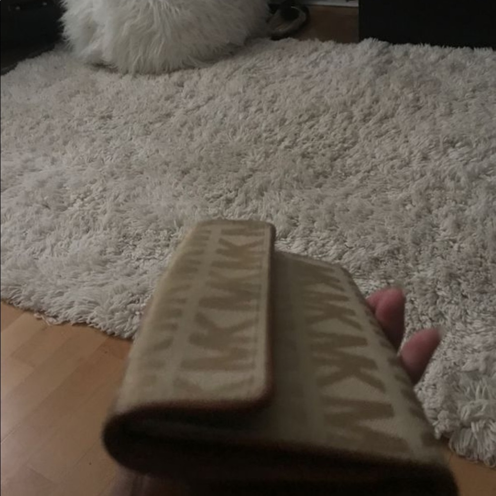 Michel kors wallet
